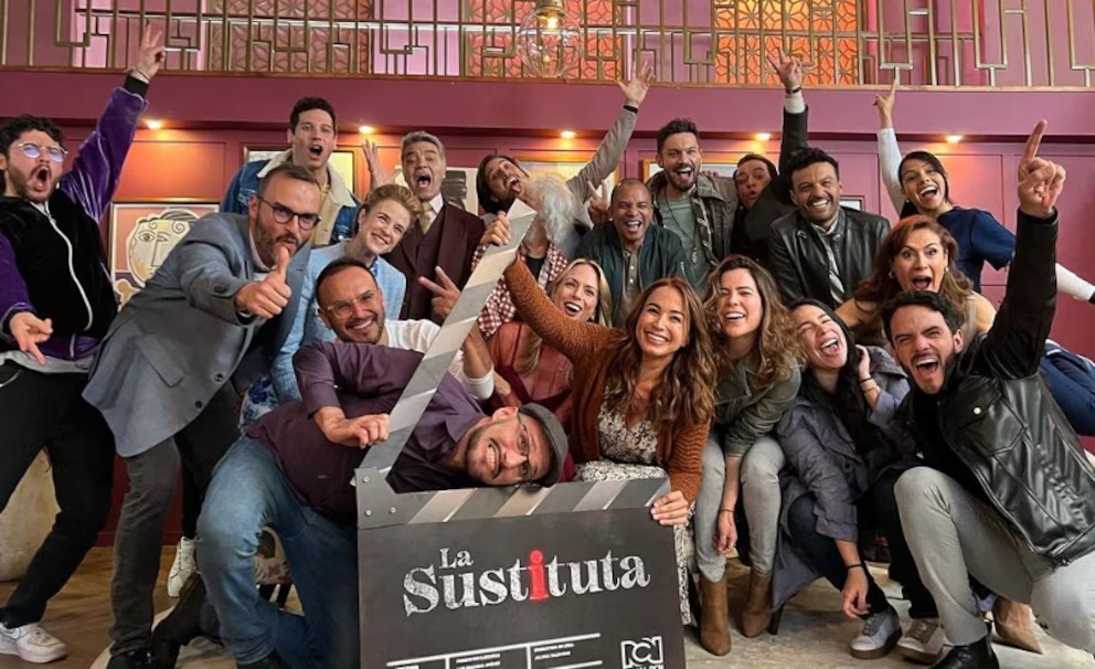 Majida Issa y Equipo de Trabajo de La Sustituta - infobae.com