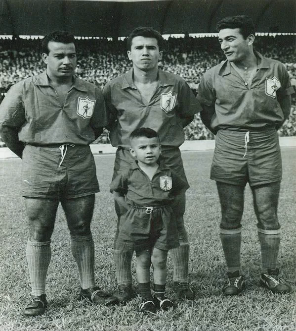 Alberto Castronovo del América de Cali (Izquierda) - x.com