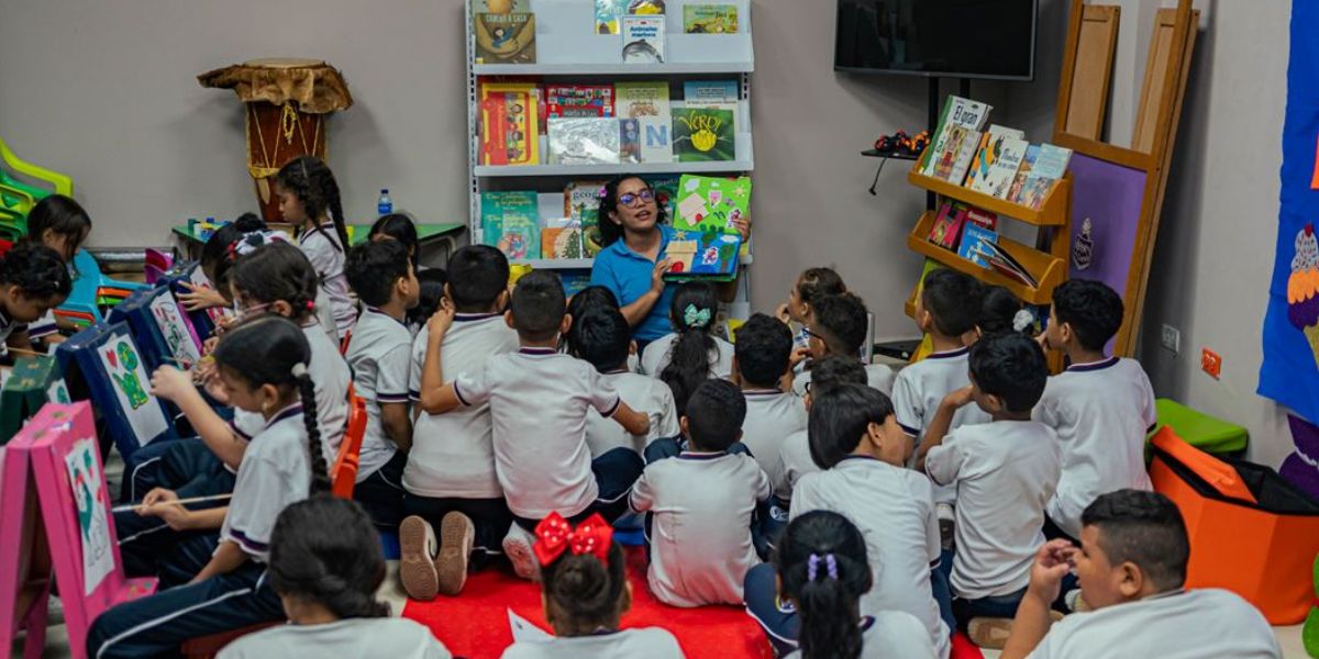 Soledad Celebra con Éxito el Primer Día de la IV Feria del Libro “Gabriel Escorcia Gravini”