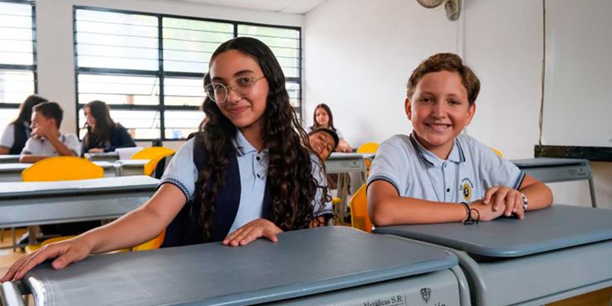 Más de $628 mil millones fortalecen la educación en el Catatumbo con infraestructura, PAE al 100%, nuevos maestros y programas de educación superior.