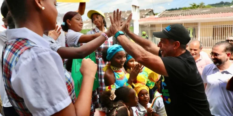 Inicia transformación del colegio Paulino Salgado ‘Batata’: educación con identidad en Barranquilla