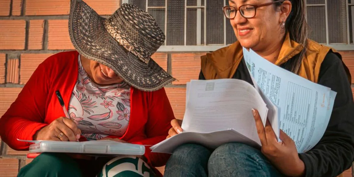 La Reforma Agraria avanza en el Meta con la entrega de 556 hectáreas a 181 familias campesinas, fortaleciendo la producción de alimentos y el arraigo rural.