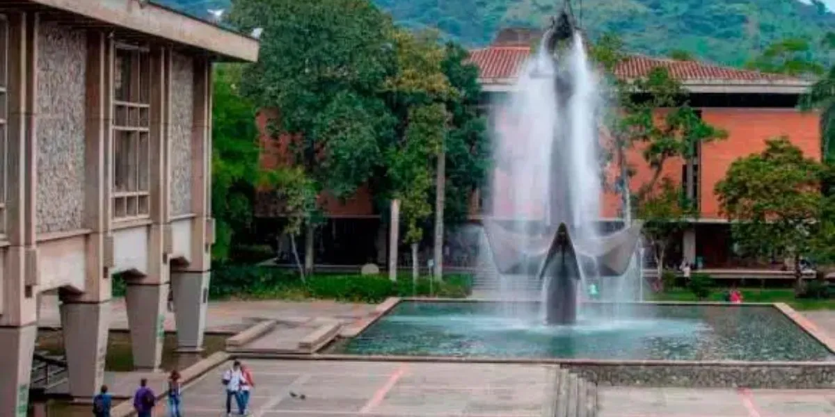 Petro anuncia giro de $70 mil millones a la U. de Antioquia