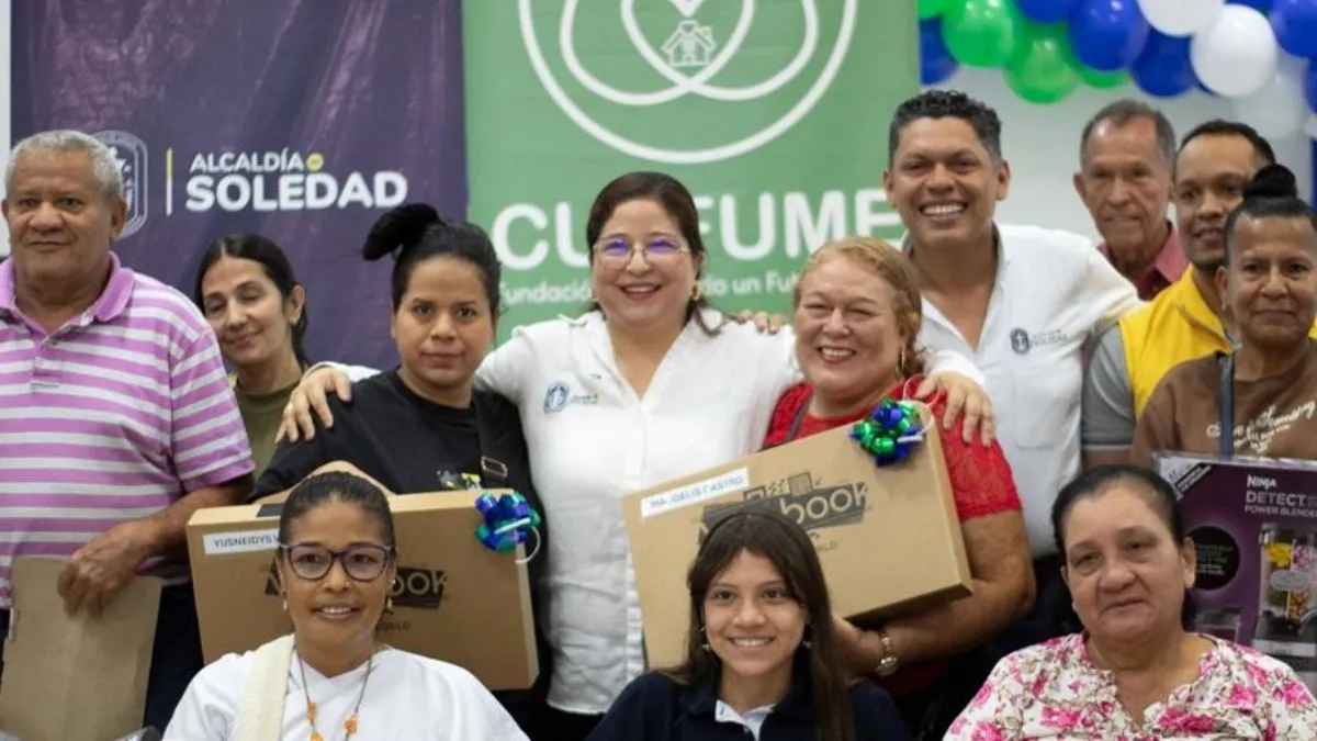 Soledad entrega 40 negocios a víctimas del conflicto