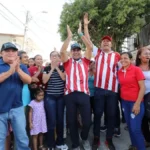 Alcalde Char entrega nuevas vías pavimentadas en el barrio Kennedy